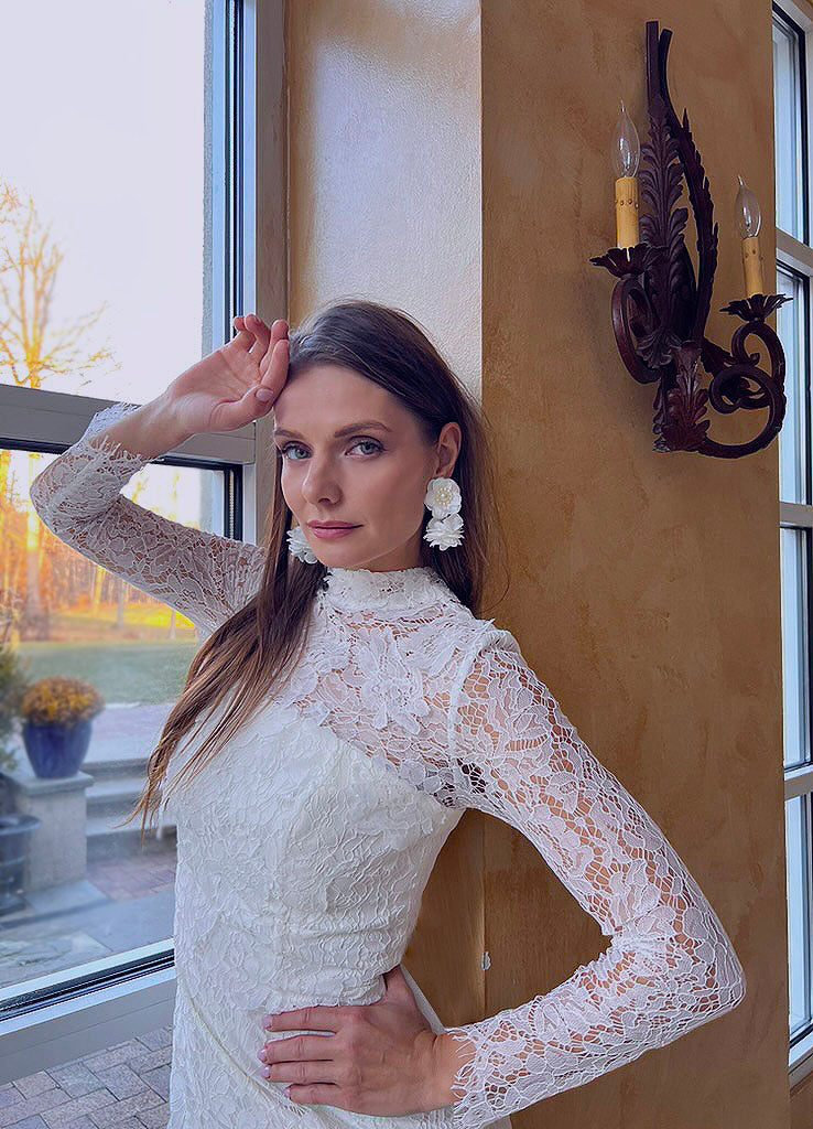 high quality lace dresses Elegant White Lace Midi Dress With Sleeves