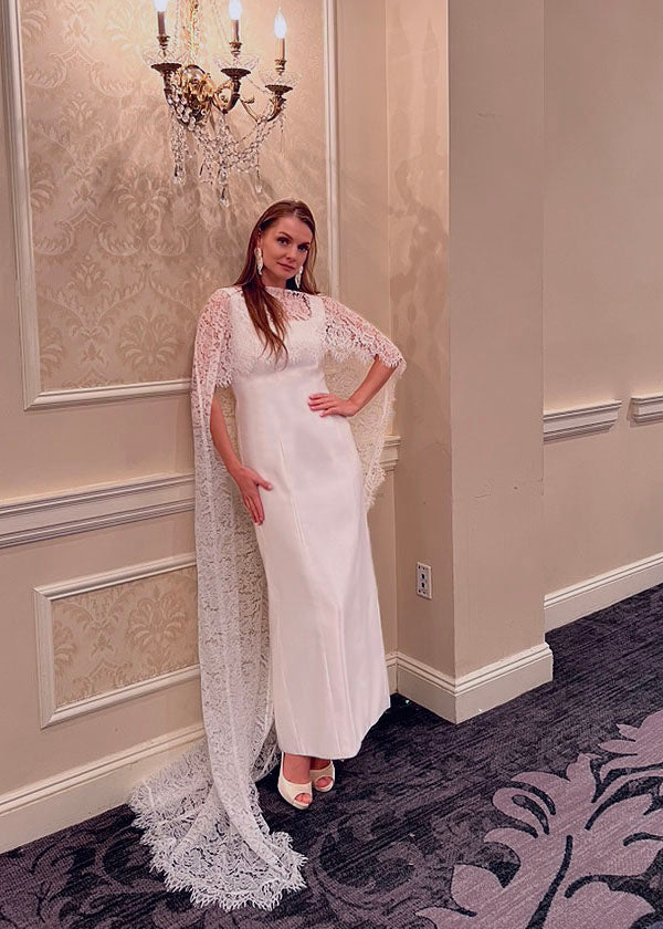 lace cape dress Kaija Long Birdal Large floral print robes Color:Leaves Light Green out%20detail%0D%0AEmbellished%20with%20rhinestones%0D%0AConcealed%20zipper%20at%20back%0D%0AGentle%20Dry%20Clean%20Only%0D%0ALength%3A%20Maxi%0D%0A%0D%0AMATERIAL%3A%0D%0A%0D%0APolyester%20%2B%20Cotton%0D%0AHigh%20quality%20durable%20fabric Hollies The-Long Cool Woman
