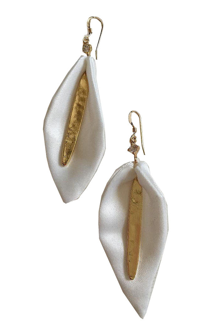 Calla Drop Earrings